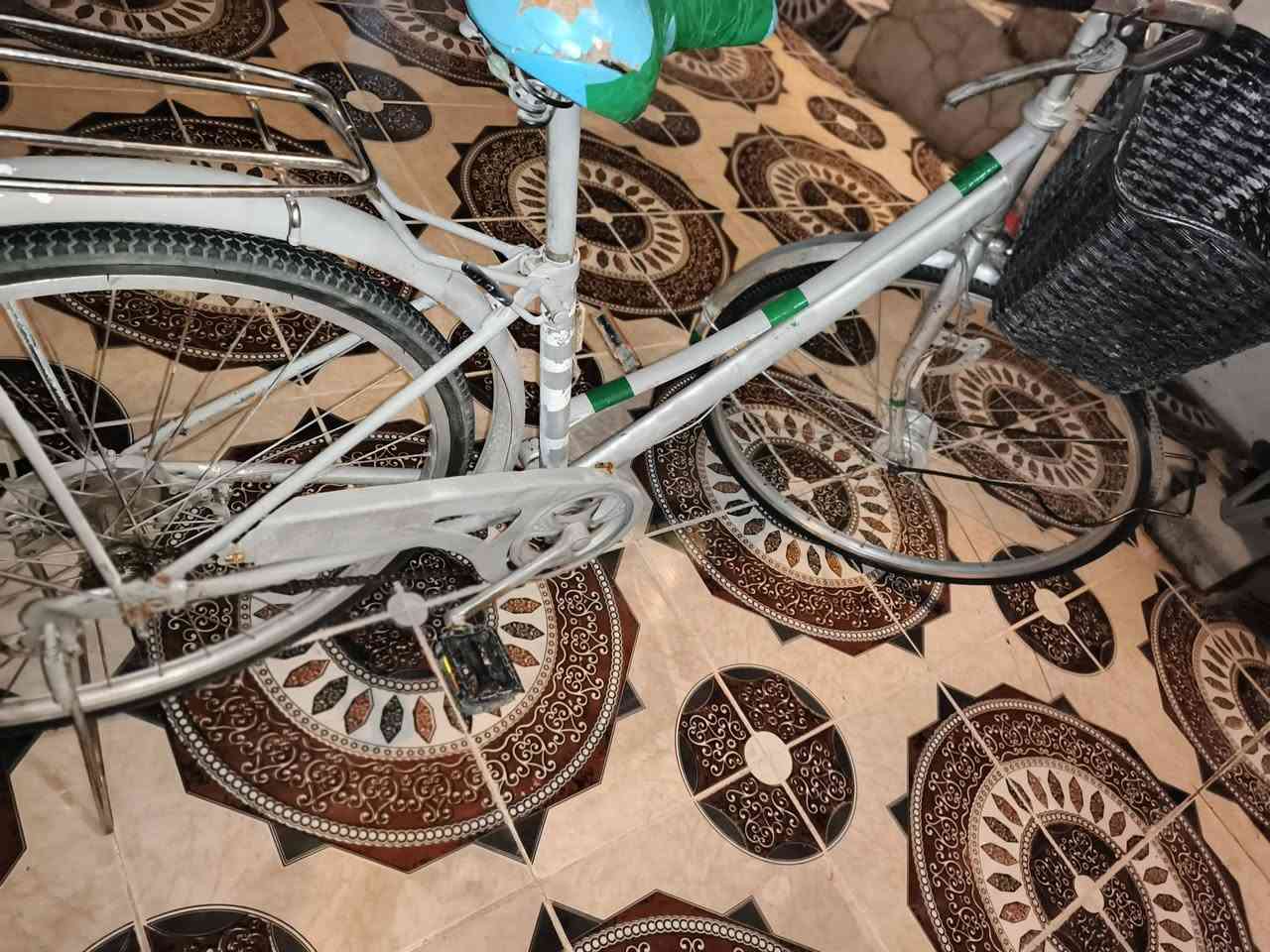 السلام عليكم بنشرات شغال كامل بس يحتاج له بريك وكوشن مكاني كركوك فيلق
تريده تعال خاص سعر 40 وبي مجال لل طيبين وسلام


**إذا كنت صاحب هذا الإعلان وتريد حذفه لأي سبب، رجاءا أرسل رسالة إلى الدعم الفني**