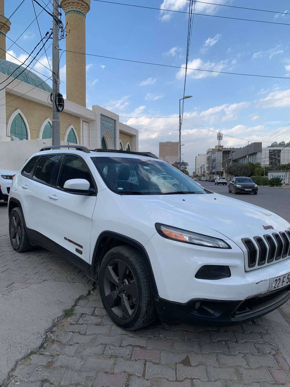 جیب شروکی بزون
مودیل 2017
فول مواصفات
باوراما و تحکمات استیرن و تبرید مرکزی بعد هوایە مواصفات
سیارە کلش حلوە و نظیفە 
گیر و مکینە شرط
سیار بیها بابین و بنید صبغ بدون دواخل و ایرباک سستم
رقم و سنویە جدید  شرط تحویل
سعر 108 بیها مجال

جێب شێڕۆکی 2017 
مواسفات فوول بانۆڕاما 
ڕەقەم و سەنەوی نوێیە 
م / V4  ڕۆیشتن 222 km 
2 دەرگاو بۆنیت سبوغ 
بستەک کارت و تەعدیل 
بێ ناو گرتن ، ئێڕباگ سیستەم 
گۆڕینەوە و فرۆشتنە 
نــــــرخ  108 $ أربيل, العراق


**إذا كنت صاحب هذا الإعلان وتريد حذفه لأي سبب، رجاءا أرسل رسالة إلى الدعم الفني**