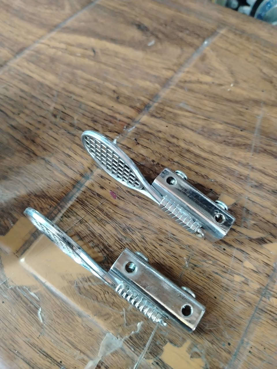 السلام عليكم للبيع تنس ماسحه اصليات حديد
السعر ٢٥ الف
يوجد توصيل بغداد وجميع المحافظات
للاستفسار ***********
#كماليات_عالم_زينه_السيارات
