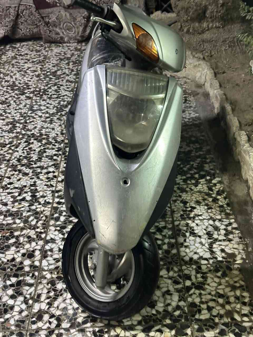 دراجه رنبه صار6اشهر من منزلهه اوراق موجوده سعر 650ببهه مجال نشالله رقم الهاتف***********
