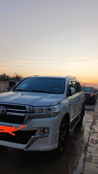 لاندكروزر GXR • ٢٠١٦ • رقم سليمانية