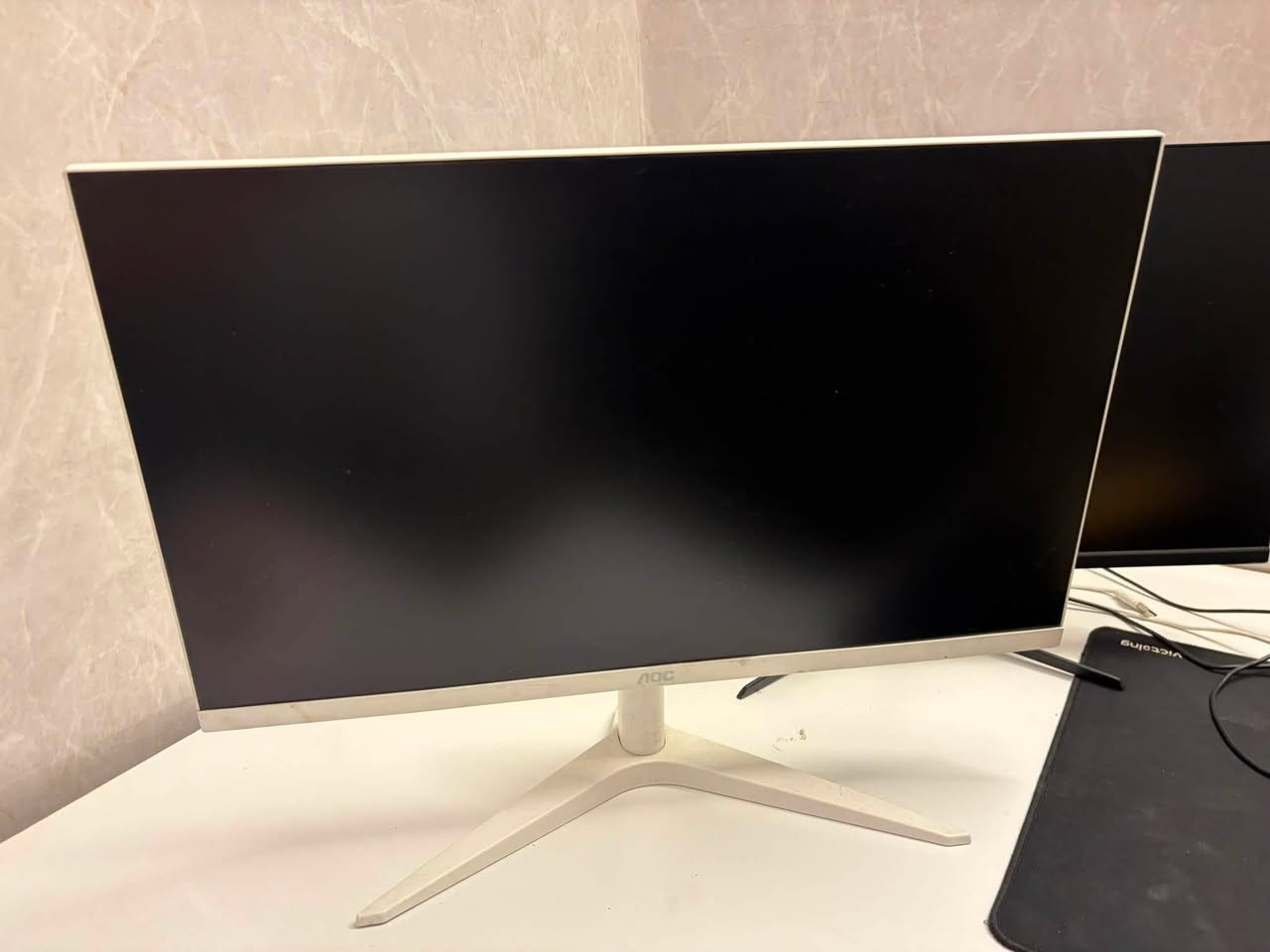 شاشتين للبيع
الاولى FHD 1920x1080 
الحجم 23.8 
سرعة الاستجابه 1ms 
الهيرتزيه 180hz 

الشاشه الثانيه صيني fhd 1920x1080 
نفس الحجم همين 23.8
الهيرتزيه 60hz 

السعر الاولى 200 الف 
الثانيه 75 الف 
اذا تاخذ الشاشتين سوه الك تخفيض قوي 

مكاني بغداد يوجد توصيل


**إذا كنت صاحب هذا الإعلان وتريد حذفه لأي سبب، رجاءا أرسل رسالة إلى الدعم الفني**