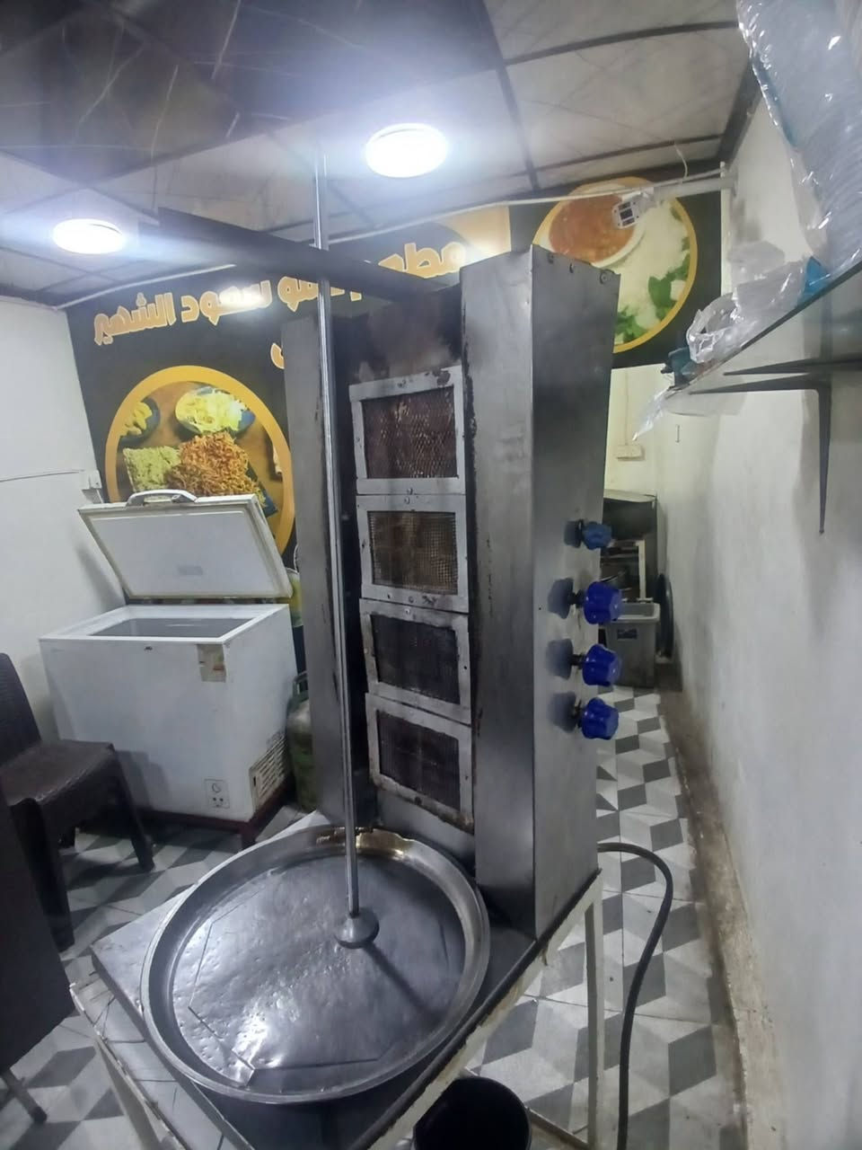 #للبيع شواية للبيع سعر ١٥٠
عنوان موصل الصناعه شارع البلديه


**إذا كنت صاحب هذا الإعلان وتريد حذفه لأي سبب، رجاءا أرسل رسالة إلى الدعم الفني**