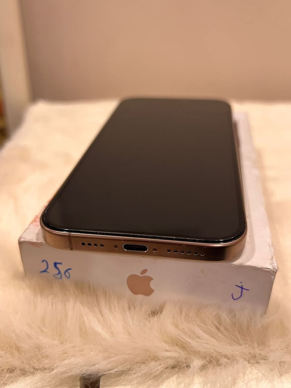 ايفون 16برو ماكس
ذاكره 256

ماستر نموذج M

حالة البطارية 91

السعر 1275

***********
