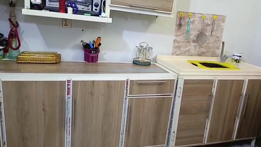 كاونتر تفصال مسوينه ب700
اريده 550 وبي مجال 
قياس مترين 
والسنك متر وربع


**إذا كنت صاحب هذا الإعلان وتريد حذفه لأي سبب، رجاءا أرسل رسالة إلى الدعم الفني**