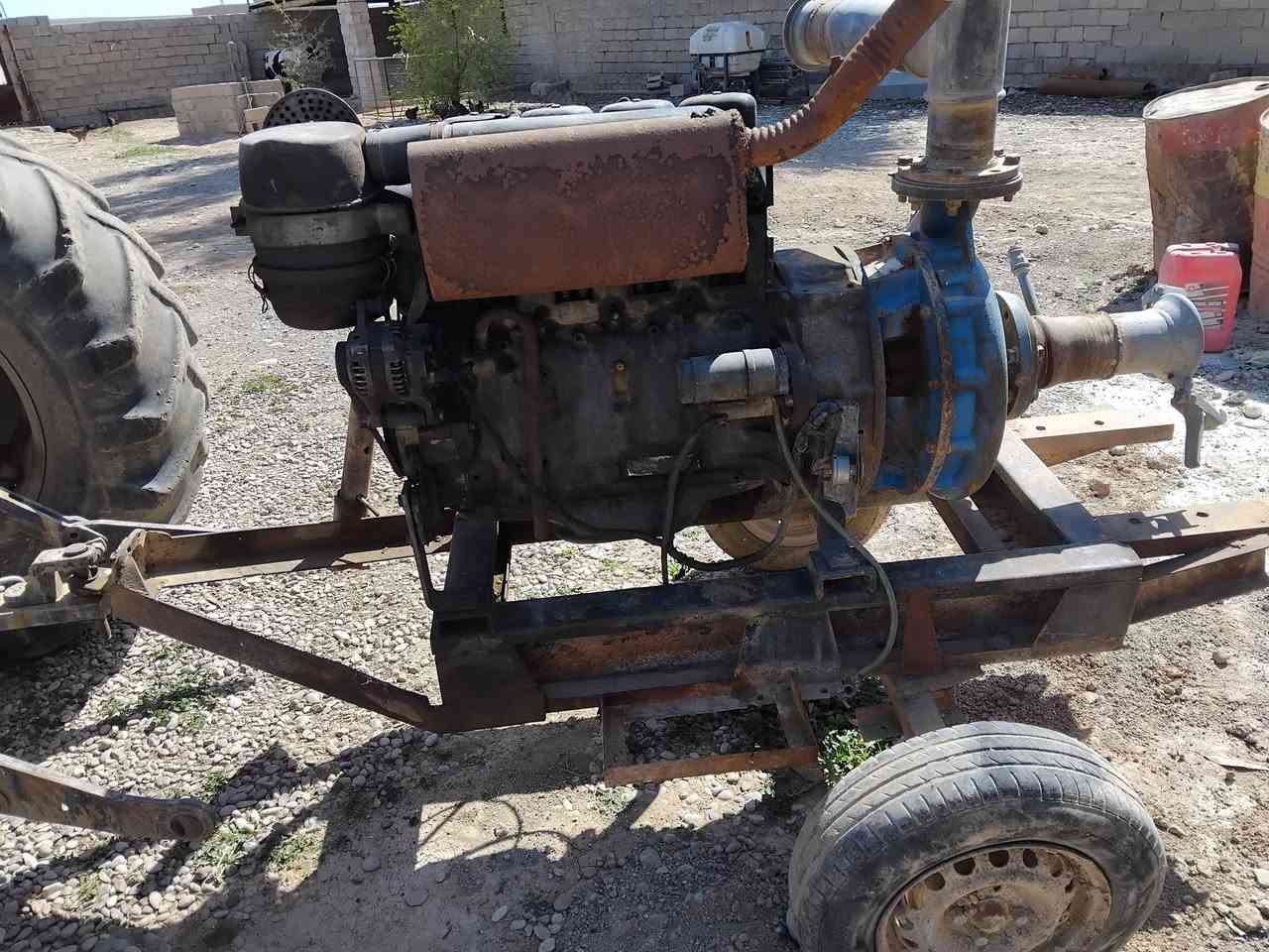 سلام و علیکم
للبیع محرک دویز مع خنزیرە 
مکان داقوق 
رقم ***********
