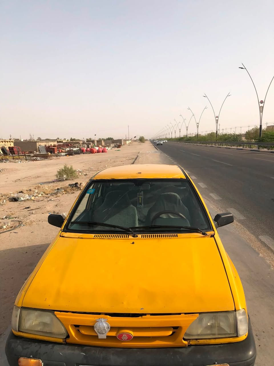 السلام عليكم سايبه للبيع مديل ١١ رقم نكليزي راعيها بيتهم بل كزيزة يريد تحويل مصفره هيئة و غرامات بديها نضيف زوج تايرات جدد قوايش جدد باتري جديد ارضيات جدد ستيرن خياط سلف جديد جوزة جديده المكينة تبخير بدون تنقيص و التبريد من اخذتها كلولي بي نقص غاز ال فان يشتغل كير دهن جديد ٥ نمر ولا نمره تفلت السياره خير من الله السعر ٢٥ و بيها مجال السوك كلشي بي عنواني البصره الزبير مقابيل ارشد سنتر 
***********
