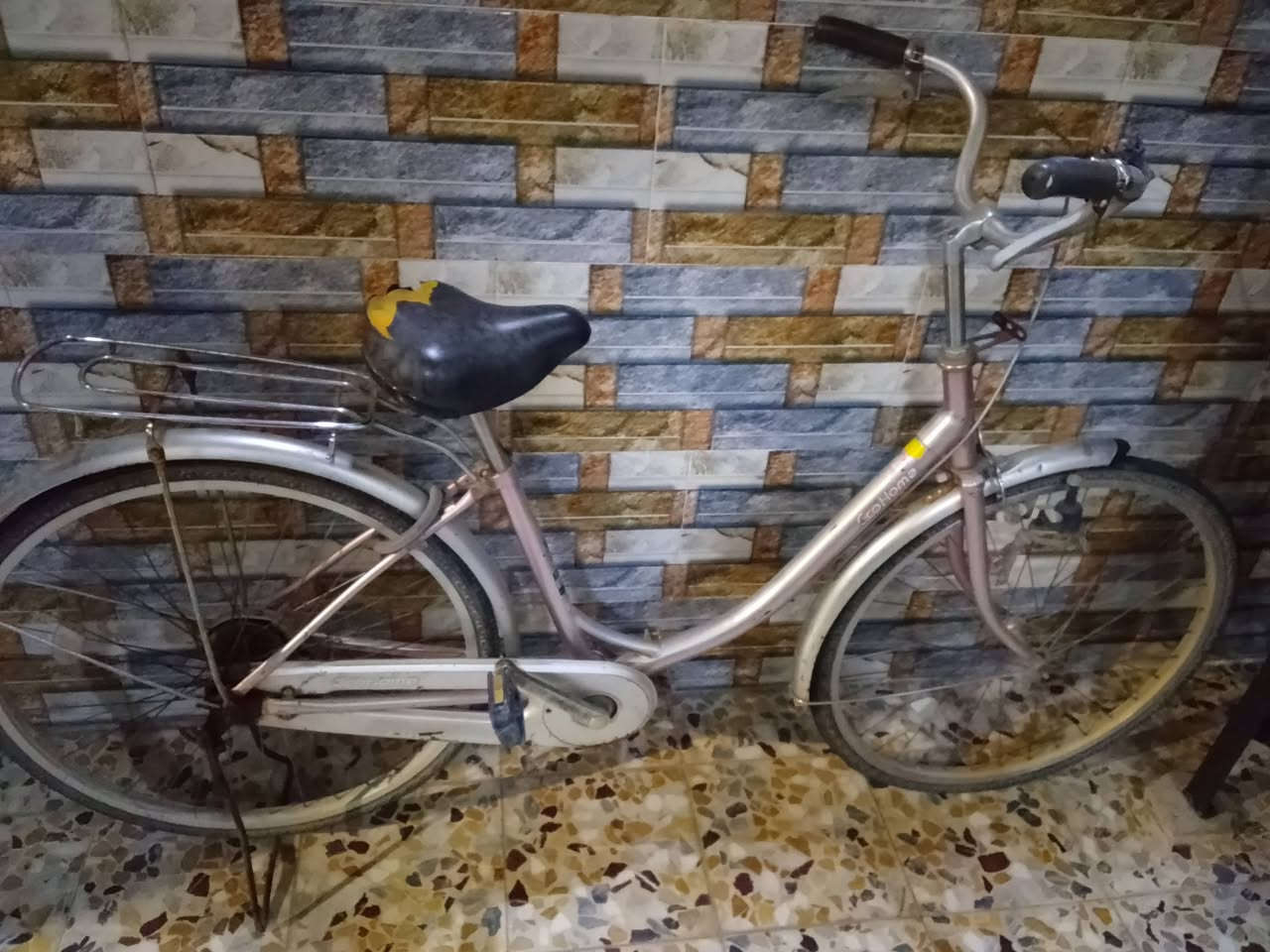 40 الف بس بي بنجار وتيات جداد بعدهم حي انتصار شارع 60


**إذا كنت صاحب هذا الإعلان وتريد حذفه لأي سبب، رجاءا أرسل رسالة إلى الدعم الفني**