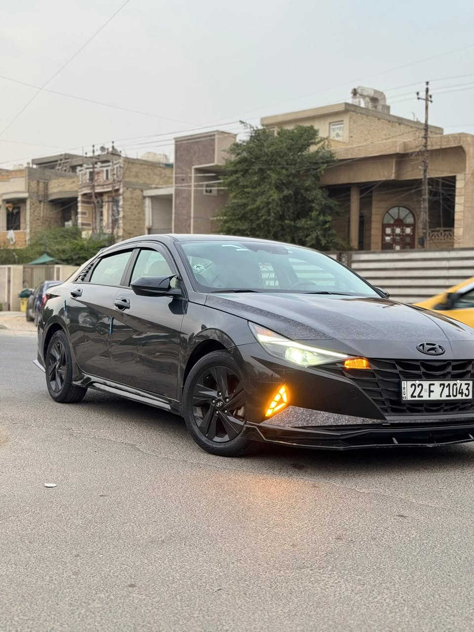 لسلام عليكم النترا 2022 للبيع
رقم شمالي تريد وكالة تدلل تريد تحويل هم تدلل 
السيارة كلين بدون حادث سرقة فقط قطعة بنيد 
بيها ضربة بالباب لخلفي مثل ما موضح بالمنشور 
وشخط بالباب لخلفي عكس لسايق ماشيه 70 الف ميل 
كير محرك كفالة صدر جديد السيارة عليها ادامة كاملة 
مكان السيارة الطالبية رقمي *********** 
معروضة ب 140 وكل لهلا
