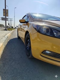 بسم الله الرحمن الرحيم #للبيع_كيا_فورتي_2015_وارد_أمريكي_حادثها_البنيد...