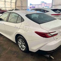 كامري هايبرد • موديل 25 • الناقل الفضي