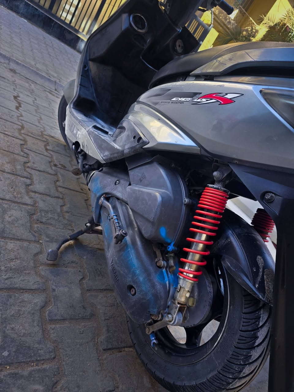 سلام عليكم سعر ٩٥٠ قفل كلشي اكو بالسوك والي يشوفه غالي أن شاء الله يلكه الاحسن والانسب
سكنس فحل كوري كابريتر مختمه رقم واحد كلها...برغي ما مفتوح بيه نازلة رمبة ع ايدي دهن كلة يورل مكينه خرسه ما تسمع صوتها صلوات على محمد ... 
مكان دراجه بغداد الحرية دباش ***********
