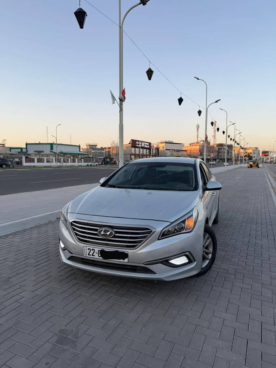 سلام عليكم
سوناته 2017 ادوات ادوات كصه جنطه دخول جديد جاهزه من كل النواحي مكينه كير حداده كفاله تخم تاير تبريد ثلج محرك2400غاز دوش متوئم شمالي نكليزي 
طبق الصل السعر 55$  العنوان البصره الهاتف ***********
