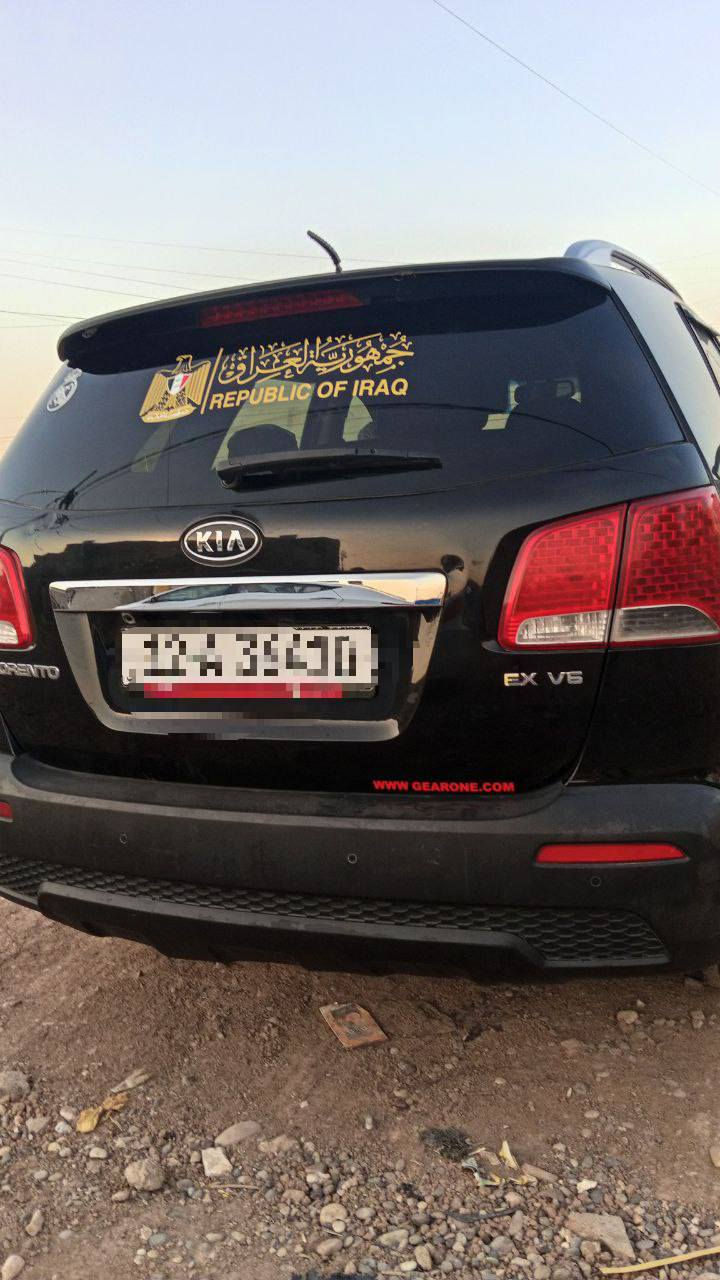 سورنتو 2011 للبيع وترهم مراوس النترا 
1/1فول مواصفات 
بصمه +دخول ذكي ابواب
مانع انزلاق+نزول منحدر
محرك 6دوش المرغوب 
دفع رباعي
تايرات جديد
باتري جديد 
طخم جديد 
شرط المحرك والكير 
السياره بسمي اني الشرعي
ضررها امريكه 
باب السايق والجاملق والتكمه الفوك باب السايق وجاملغ اليمنه اشبر 
الباقي كلو شرط 
كوبون بانزين بيها    رقم نينوى
السياره مال جناي
شرط التحويل
السعر 132وبيها مجال / ‏‪***********‬‏ عنوان الموصل الأيسر
