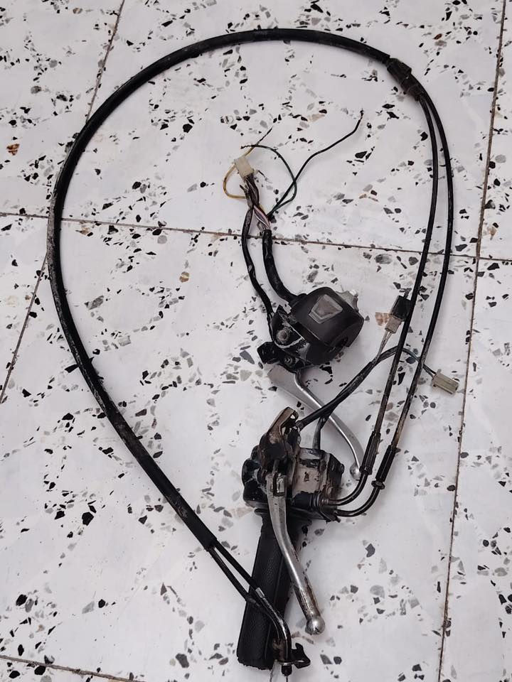 اي شي بخمسة بدون عمولة وكلشي شغال وعندي فيتبام ودبل وستان نص مال بطة هم بخمسة حي المهندسين قرب جامع حسن العسكري ***********
