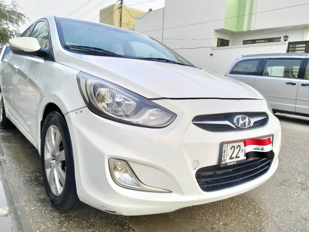 بسم الله الرحمن الرحيم
السلام عليكم 

اكسنت موديل 2014 

خليجي 

لون ابيض

 ويل كب  5

 الويل 16 

مكينه 1600 

 (قطرتين )

(4 دسك)

 ABS 

لون الغرفه بيجي

تحكم جهتين 

والباقي موضح بالسونار

السعر 110 وبيه مجال 

***********
