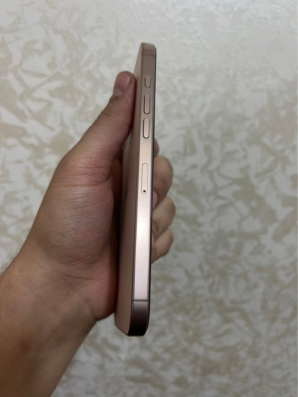 ايفون 16 برو ماكس ذاكره 256 بطاريه 94 الجهاز ضمان الماستر نسخة الشرق الاوسط كلش نظيف ومكفول من اي خلل او تصليح السعر 1350 العنوان سوق الشيوخ *********** سوق الشيوخ, ذي قار
