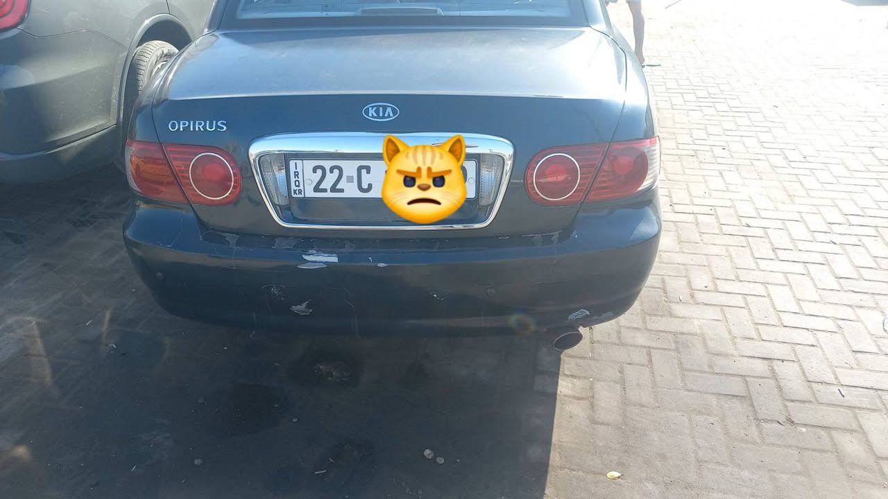 السلام عليكم  كيا ابروس سياره فول موصفات كير ومكينه خير من الله سياره جاهزه من كلشي صدر مامي خلفي جديد تخم تاير جديد مكاني بغداد حي جهاد سعر (70)  وبيها مجال لطيبين بيع او مراوس ***********
