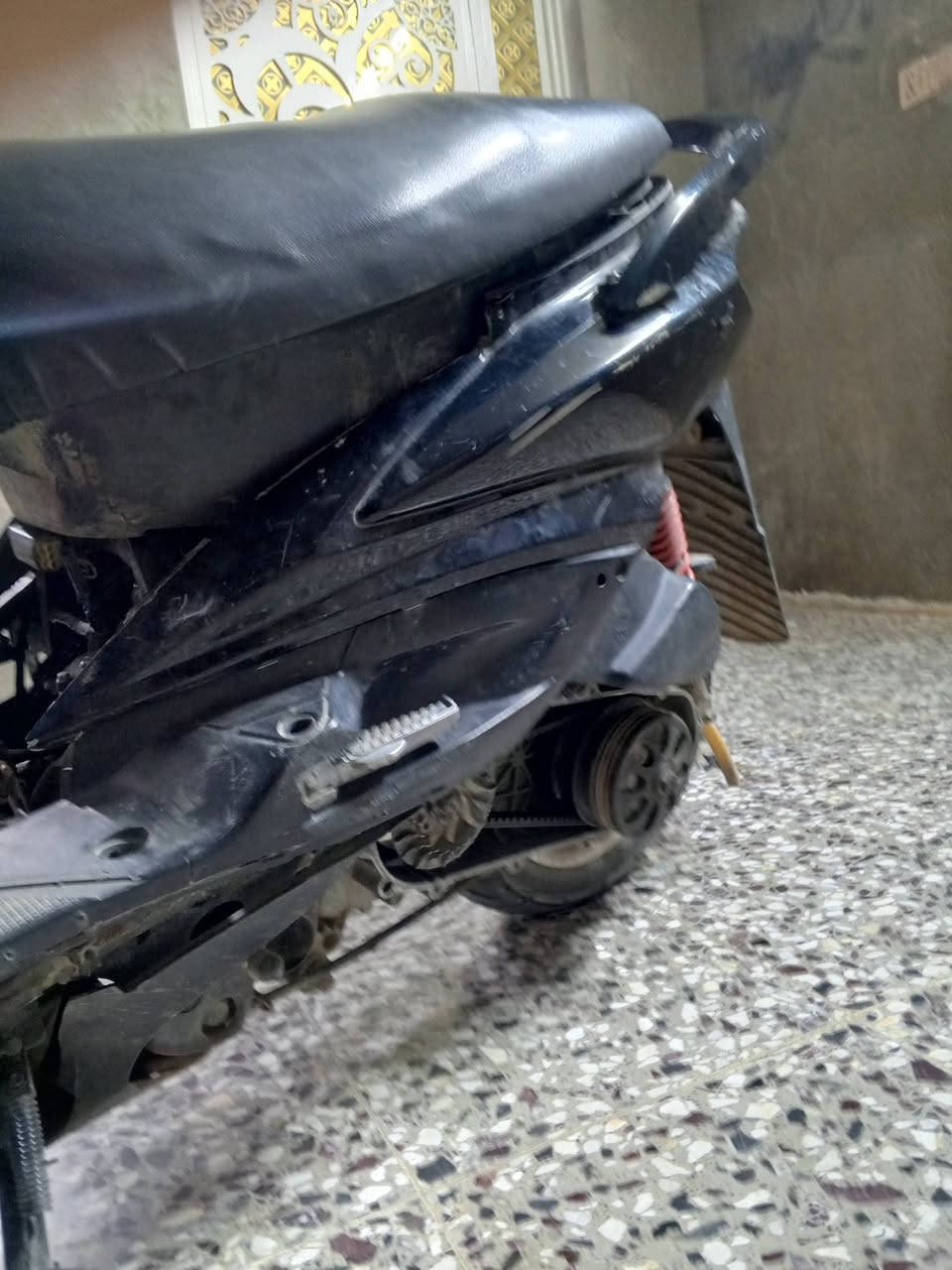 سلام عليكم دراجه سكنس فحل البيع دراجه خير من الله شلعه معدل عالمي سعر الدراجه 350 وبيهاا مجال حك جيه رقم الهاتف *********** ومتواجد ماسنجر ❤
