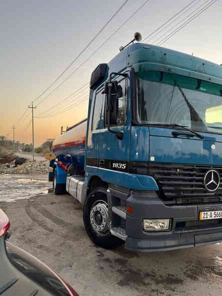 السلام عليكم ورحمة الله وبركاته 
للبيع تك اكتروس شمعة موديل 2000 ميكا سقف وسط سنوية وهزة جديدة بإسمي تحويل مباشر  رقم سليمانية حوضية وقود تكيال بابل 12,000 لتر 
- جي بي اس ، طوناج سنتين جديد 
- عداد جديد وماطور روبن تأسيس جديد بكرة انج ونص مع صوندة 15 متر مسلح 
- السيارة جامبو چوبلس امامي خلفي محرك 35 وگير 290 كهرباء شاصي مكفول دبل قمارة بدون صبغ دبل منامية ريتايدر حساسات اعطال كلها شغاله تبريد شغال كاسحة وزعانف وهورنات بلادي تخم تاير نظيف ويل نظيف تانكي نظيف ادامة كاملة من دهن وفلاتر السيارة مابيها نقص گبل للشغل 
السعر 350$ وبيه مجال
للإتصال ***********
المكان بابل
