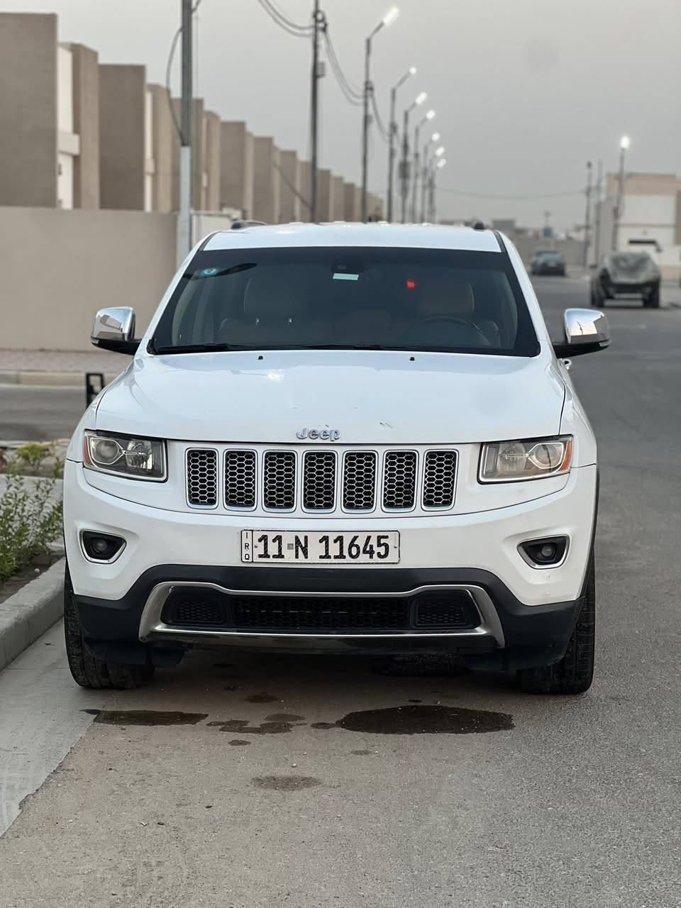 السَلاَّمٌ عليكَمّ-ورحْمَّة اللّ وَبُركَّات
للبيع جيب 2015امريكي
بيهه ٤ قطع صبغ بدون دواخل ولا قطرة معجون فقط 
بنيد وجاملغ ايمن وباب تبديل اصلي وباب خلفي صبغ

الفئه لاريدو
رقم بغداد الججيد بأسمي 
محرك ٦ سلندر
موصفات
بصمه
كشنات كهرباء
جلد
تدفئة بالكشنات + ستيرن
شاشه
كامره
تحكمات
حساسه خلفي
كشافات زينون
كير طيارة
مانع انزلاق
مثبت سرعه
اشاير بل مري
تبريد قطعتين
سيارة كاملة من كلشي
مكان سياره كربلاء
السعر188

***********
