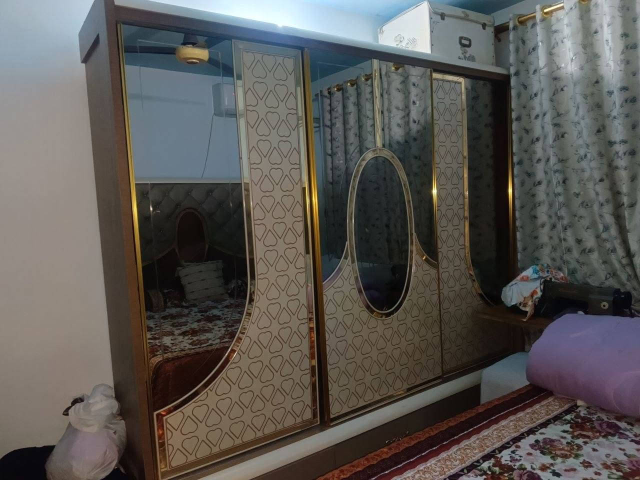 للبيع السعر مليون و 100 وبيها مجال 
بكان شارع فلسطين قرب ساحة مضفر


**إذا كنت صاحب هذا الإعلان وتريد حذفه لأي سبب، رجاءا أرسل رسالة إلى الدعم الفني**