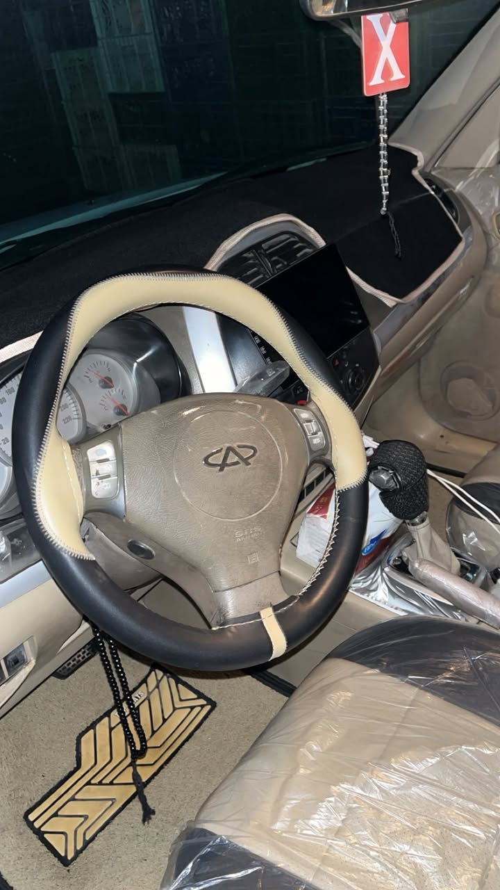 سلام عليكم تيكو مديل 2012
سياره كلش نضيفه وجديده ع البلاد محرك وكير ميكانيكي بلادي المرغوب رقم انكليزي بابل مشروع وطني فول مواصفات فتحه سقف مقاعد جلد تدفئه كراسي تحكم مقود مكاني بغداد ***********السعر 60وبيها مجال
