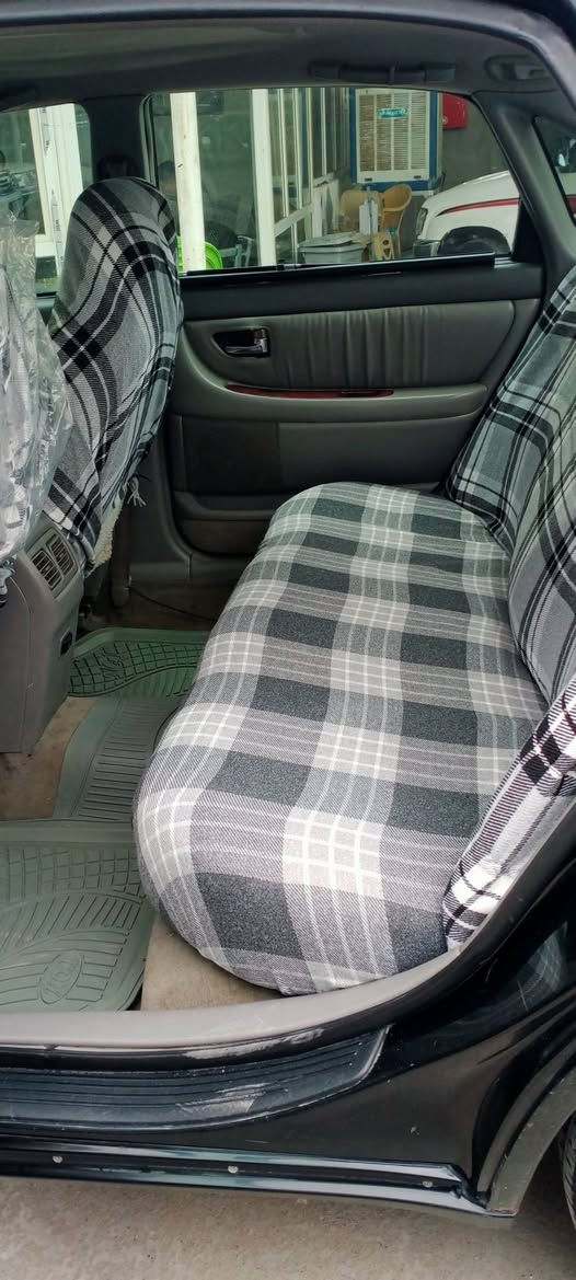 سلاموعلکوم
تویتا ئە فە لۆن  مۆدیل 2001 آمریکی  ڕەقەم سلیمانیە ڕەقەم آصولی سە نەوییە جدید مکینە 6 سلندەر مکانک سلیمانیە سعر 83 $ ***********
