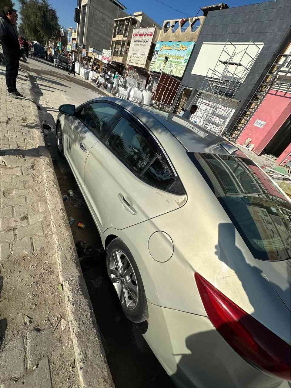 السلام عليكم النترا 2017 بيهه 4 قطع ابيعلك حزام قماره وجنطه وبنيد مكفولات 
السياره فول مواصفات كير مكينه تحكم ستيرن كروس كشن كهربائي فتحه سقف  مكينه دوش 2000
السياره ليبل واحد صدر جديد  دبلات جديده مصارلهن  شهرين مكاني الغزاليه الهياكل 
*********** بغداد, العراق
