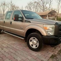 فورد موديل 2012  محرك 8 سلندر بانزين  بيها منضومه غاز  سيارة مكفول  سي...