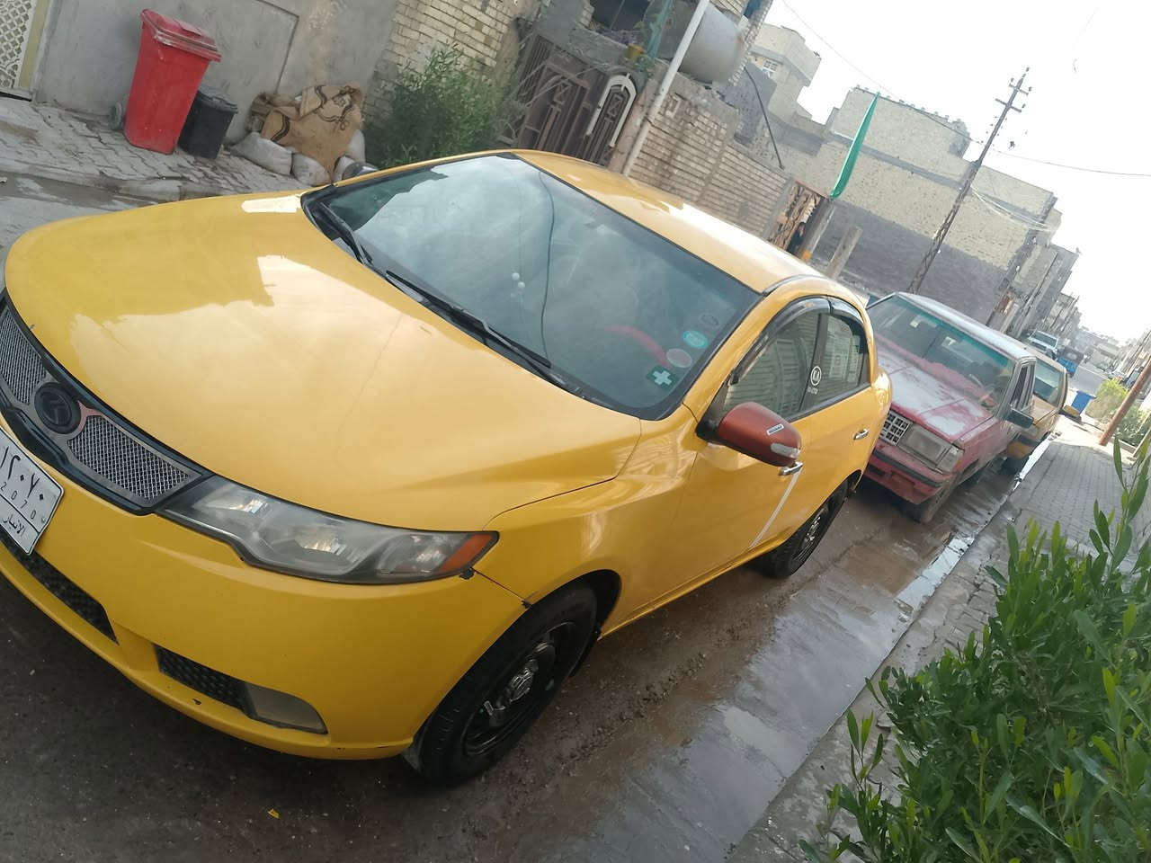 سلام عليكم ورحمة الله وبركاته سياره فورتي موديل 2010مريكي حادت جاملق ليمن وبيه لتكمه لسايق معمره ولباب لوره سايق مبدل سياره حلوه وجاهزه كير ومكينه مكفولات وتبريد باتري تخم تايرات رقم نبار تحويل مباشر سنويه جديده نكليزي مصفره مكاني بغداد العبيدي وهاذه رقمي ***********وبي وتساب سعره 70وبيه مجال لشراي ويدلل نتصال
