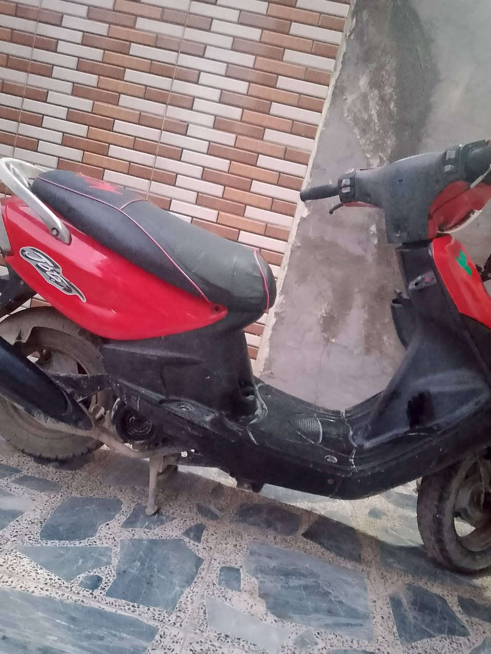 دراجه قجمه للبيع احلى من الصوره وشرط هندر واحد سعر 350الف
***********
