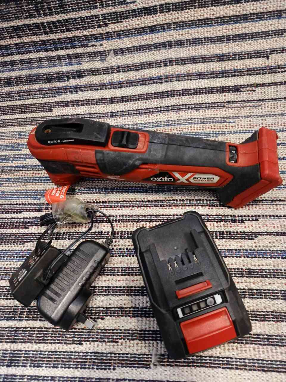 السلام عليكم
للطب والاستفسار 
وات ساب 
***********
توصيل لكل المحافظات 
٥٠٠٠
كركوك حي الحريه
