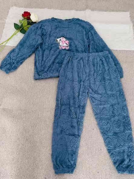 قات تراكسوت كجان بو فروشتن 
نرخي دانه ي 7 هه زار دينار 
هه ركه سيك ويستي به يوندي بكات ***********
50 كيلو تا 80 كيلو ده بيت
