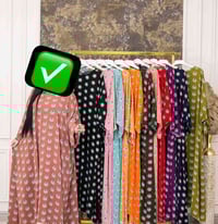 فستان نسائي • كشمير ثري دي • فري سايز ٨٥ كيلو