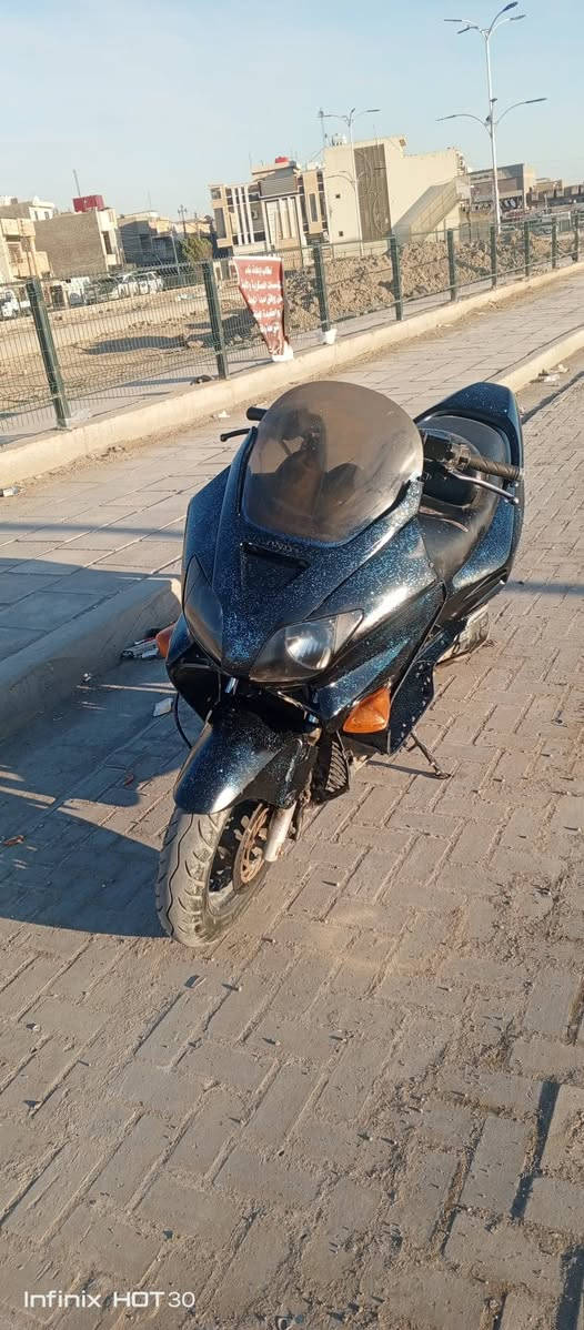 سلام عليكم فورزه 06لون اسود وضايف عليها شذره زركه للجماليه لايت زنون كدام عينكم مكينتها لا نضوح ولا تبخير حماوتهه توصلك للبصره ياله تصعد نص حماوتهه ربع ثابته دراجه خير من الله كهربائيات شغاله سعر 450وبيها مجال للطيبين مكاني بياع تقاطع درويش رقمي(***********)واني خادم
