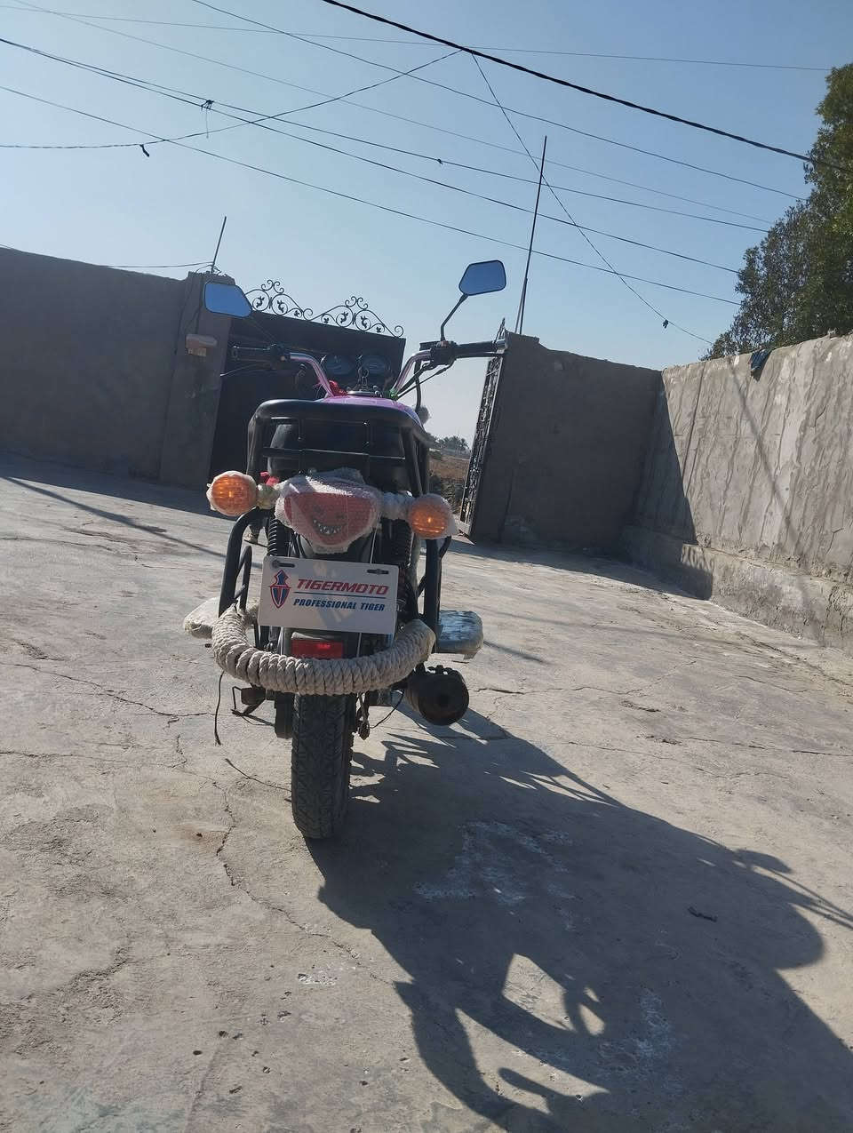 السلام عليكم دراجه للبيع اوراق سكنر موديل 2023 مقفوله كفاله عامه السعر 1,600 وبيها مجل الرقم ***********
