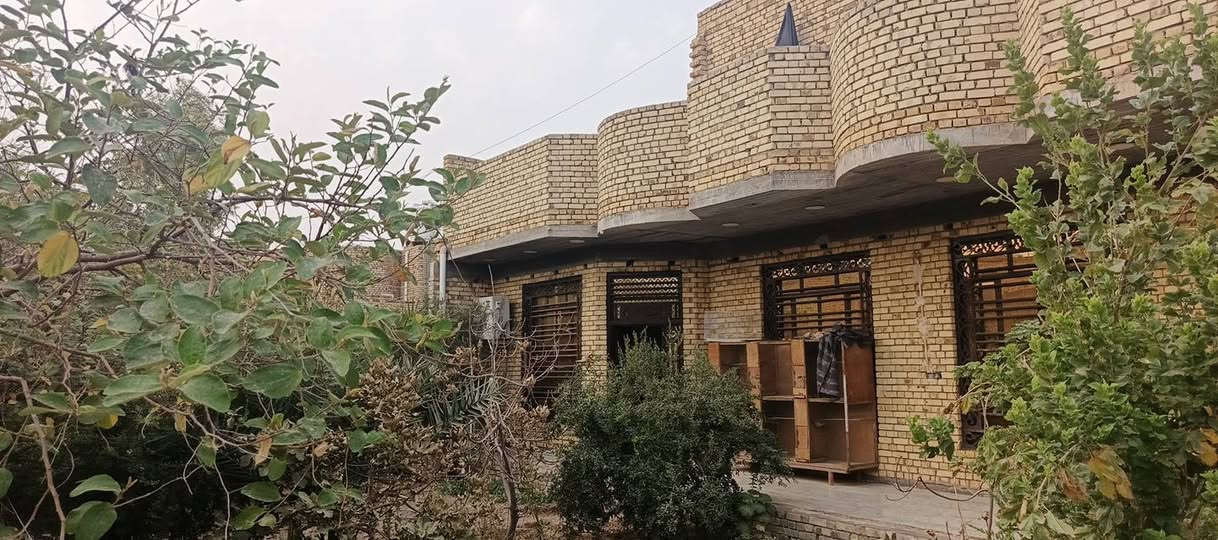 الدار للبيع
المكان:مجمع حجي حسن الاول(المسيج)
المساحة:400 م
للاستفسار: ‏‪***********‬‏
