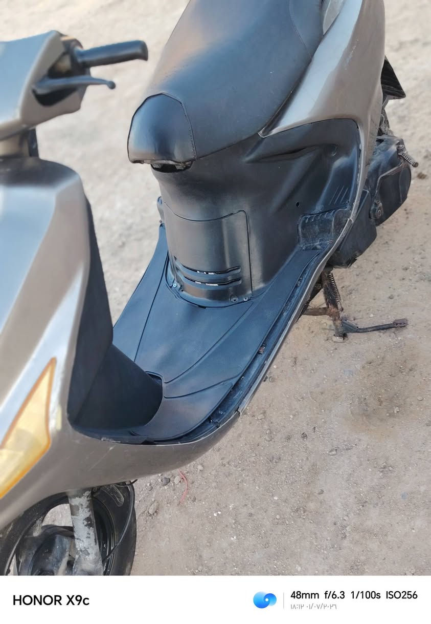 فراشه للبيع شغاله سلف عوزه باتري هندر لايت  شلعه معدل طياره المكان بين الشطره السعر 325 وبيه مجال قليل مكان الشطره الجهل الهاتف ***********
