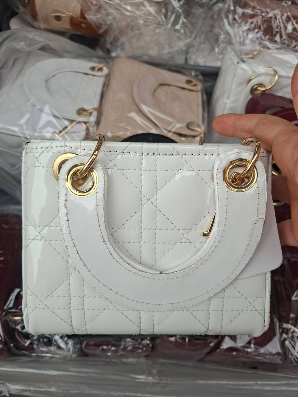 متوفر


**إذا كنت صاحب هذا الإعلان وتريد حذفه لأي سبب، رجاءا أرسل رسالة إلى الدعم الفني**