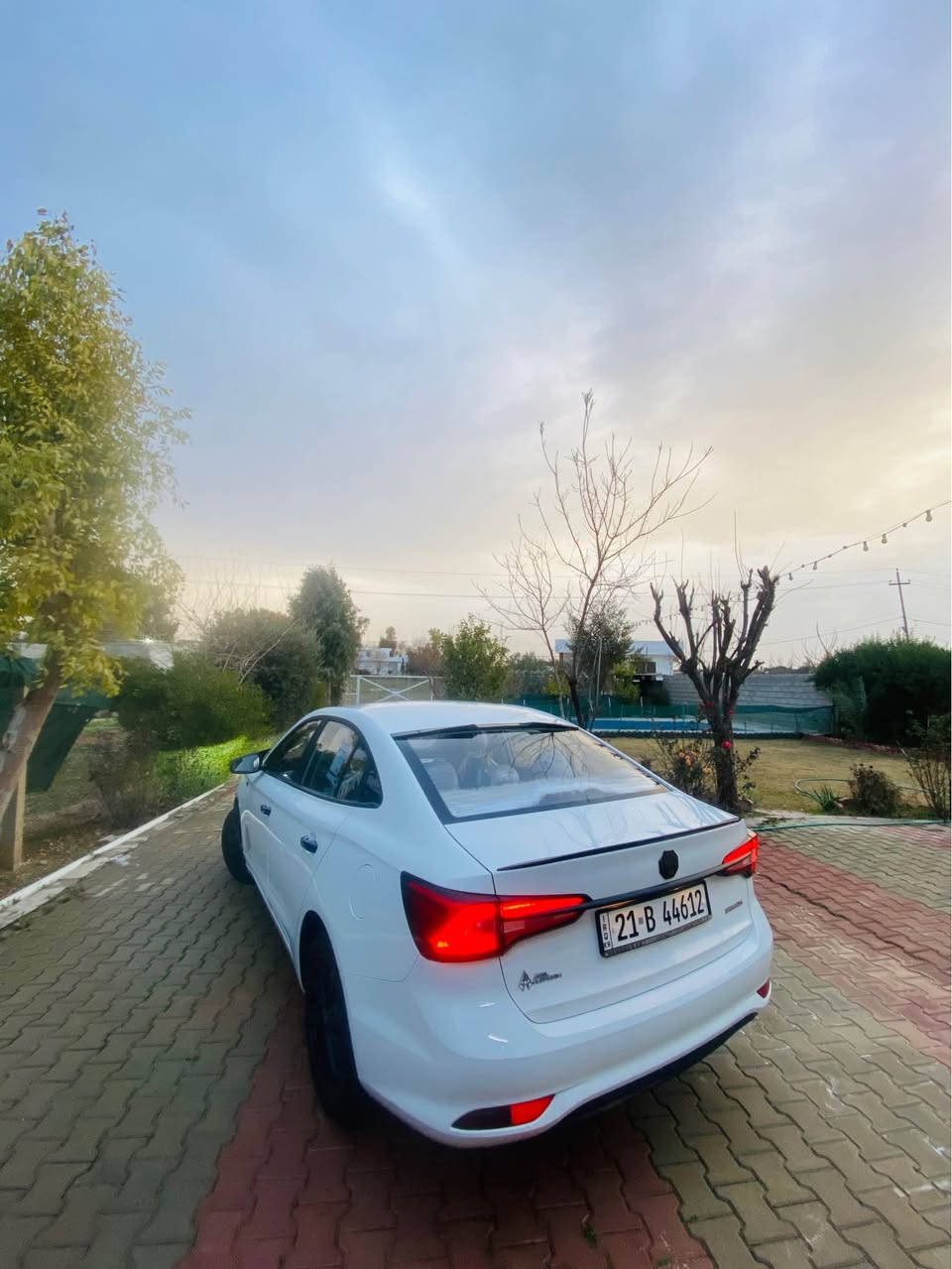 MG5 2024 a standard 
 ام جي 5 ٢٠٢٤ 

مواصفات استاندر 

سياره مرتبة من ناحية الكماليات 

زيرو مال أربيل

مرقم سليمانيه  جديد

بيها بطاقة بانزين 

ماشي ٢٤ الف كم

سياة مكفولة كفالة عامة فقط شبر بارد

عليه منظمومة زينون اصلي

سيارة على وضع الشركة 

مكاني كركوك 

*********** كركوك, العراق
