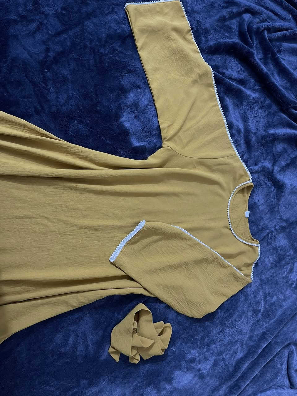 السلام عليكم بنات دراعات نظيفه للبيع السعر ١٠ و١٥
وهذا تراك جديد بعده بالعلامه لونه وردي فاتح ستن الي تحب تدخلي خاص ادزه كامل


**إذا كنت صاحب هذا الإعلان وتريد حذفه لأي سبب، رجاءا أرسل رسالة إلى الدعم الفني**