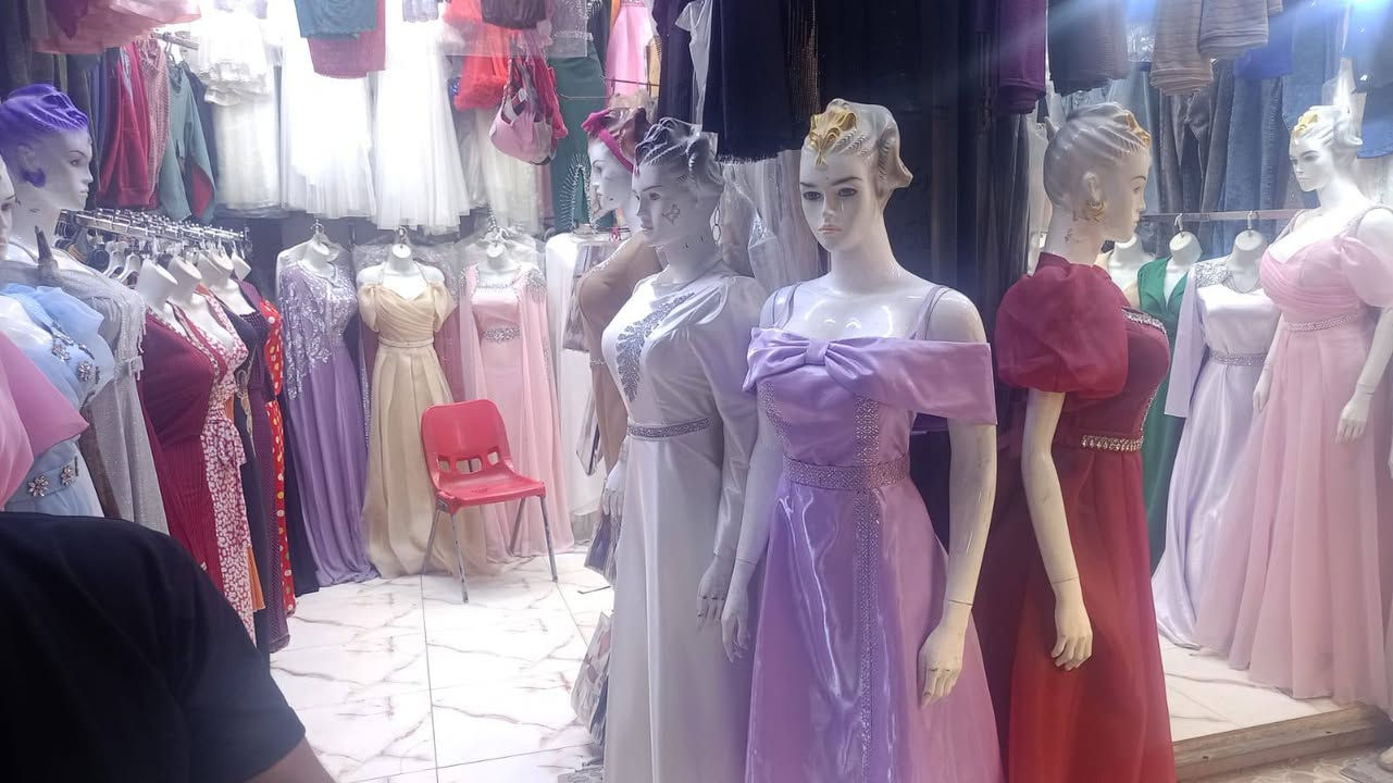 فساتين مناسبات وبدلات للبيع عنواني ناصريه إلي يحب يدخل خاص ***********
