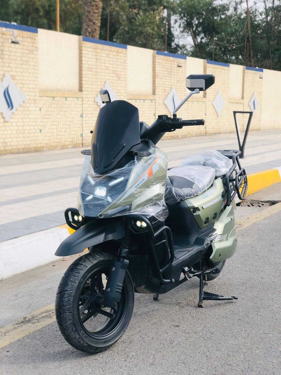 سلام عليكم دراجه شحن اباتشي صاعقه بطاريته ليثيوم 30امبير تمشي 75كيلو بالشحنه بعدهي جديده مستعمله قليل سرعتهه100دراجه معروفه وكامله مكمله مابيه اي نقص مكاني حي الجهاد بغداد سعرها مليون وربع وبيها مجال للشراي استفسار ***********
