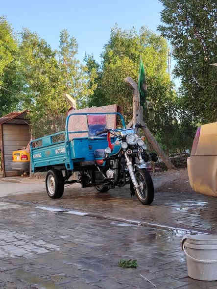 سلام عليكم ستوته لبيع ٢٣ طالعه بل ٢٥ ستوته أوراق كفاله عامه السعر ٢٧٠٠ وبيها مجال قليل مكاني كوت حي الجهاد وهاذا رقمي ***********
