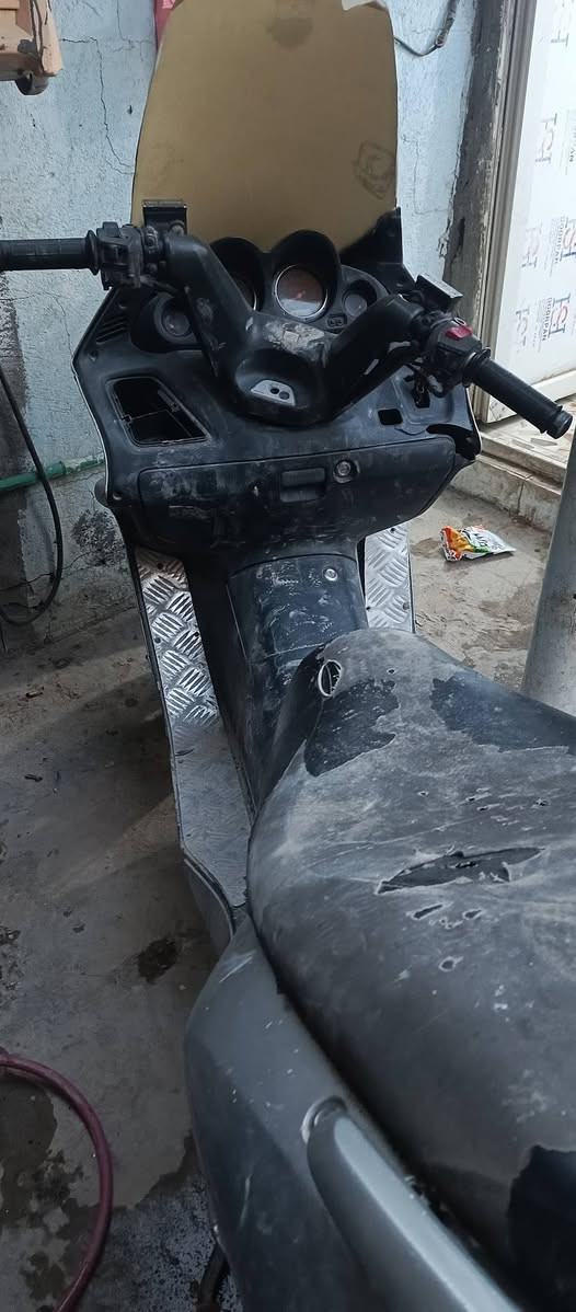 السلام عليكم دراجه للبيع فرصه بس مكنتها لطشه ب 150 قفل ***********
