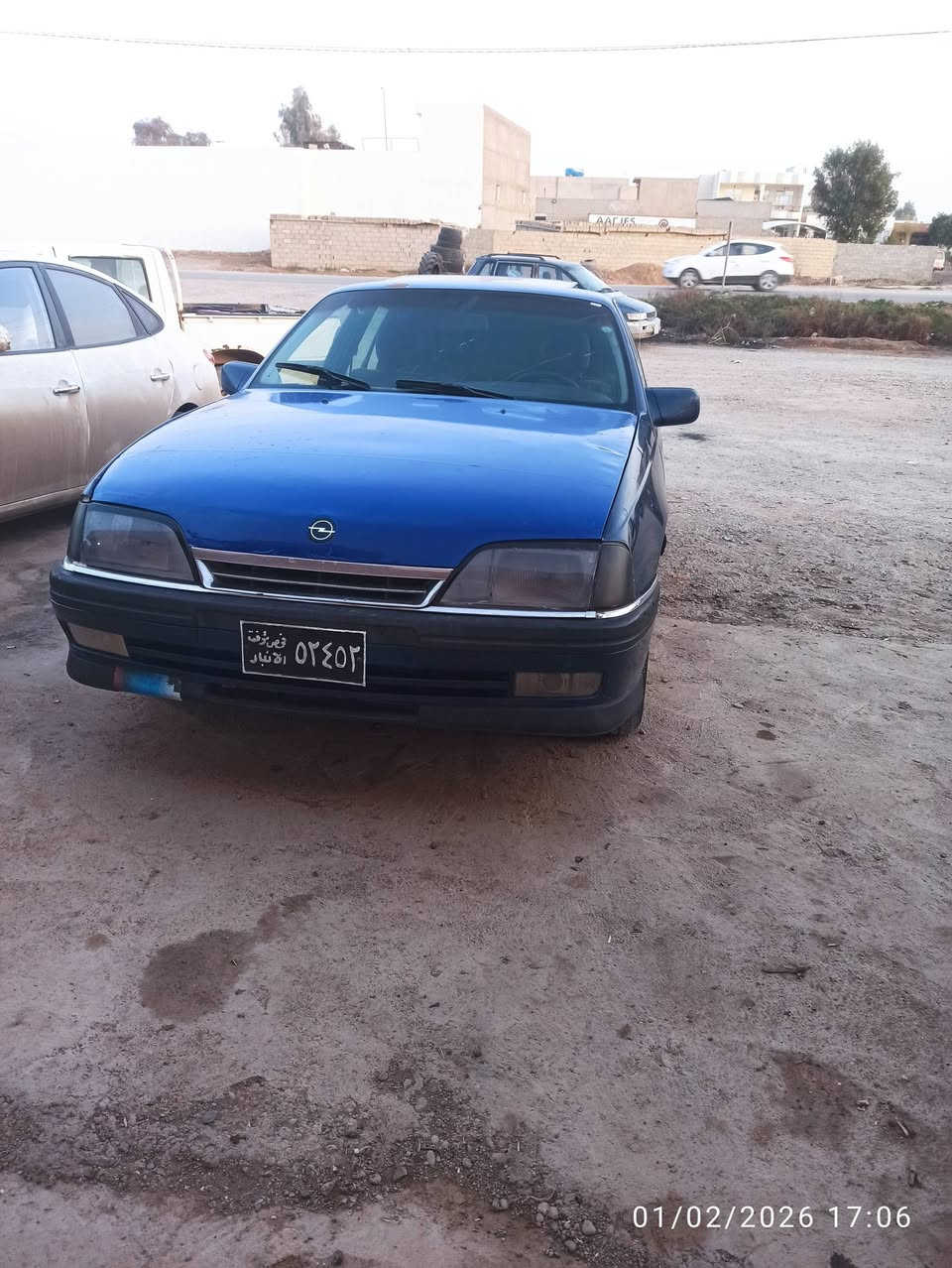 ئۆپڵ ئۆمیگا مەکینە 24 گێڕ و مەکینەی بەشەرت گێر عادیە کارەبای گشتی ئیشەکا  تەقەو ڕەقەی نیە لێدراوی نیە  سەنەویە بەشەرتی حاسیبە 
سعری 14 گەڵاو مەعامەلە 
***********
