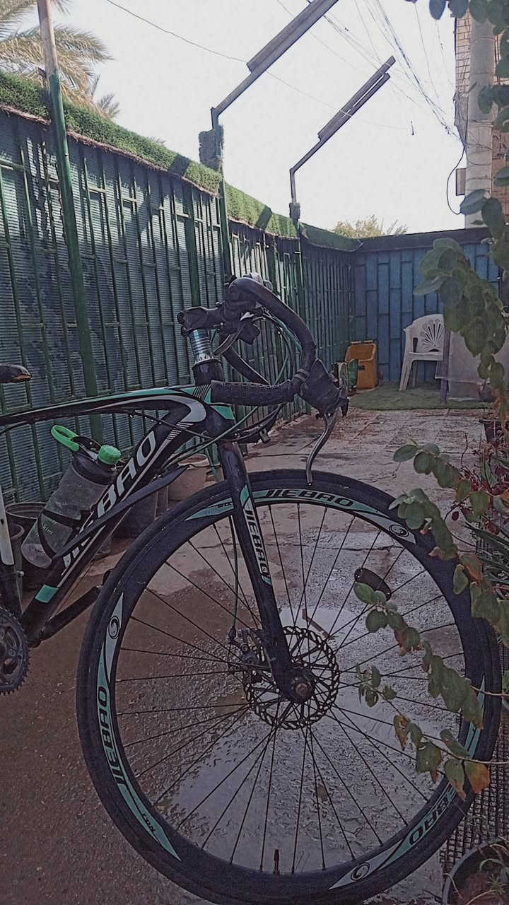 سلام عليكم بايسكل c700 للبيع أو مراوس بناتي السعر 125 مكاني بغداد
***********
