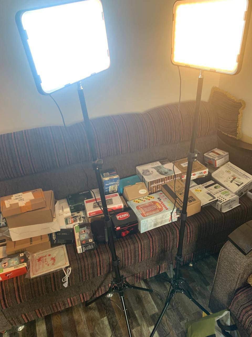 انارة اعتقد مال تصوير عدد 2 هنه وستاندهن جديد بالكارتون انطي سعر وشايف الخير


**إذا كنت صاحب هذا الإعلان وتريد حذفه لأي سبب، رجاءا أرسل رسالة إلى الدعم الفني**