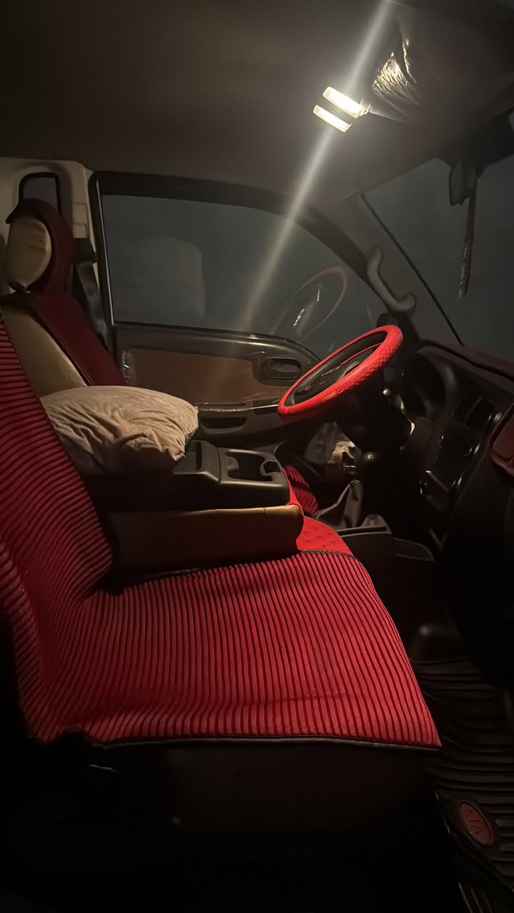 كيا فحل موديل 2025رقم دهوك ماشي 12الف بعدها صفر سعر قفل ٢٢٨.  ***********
